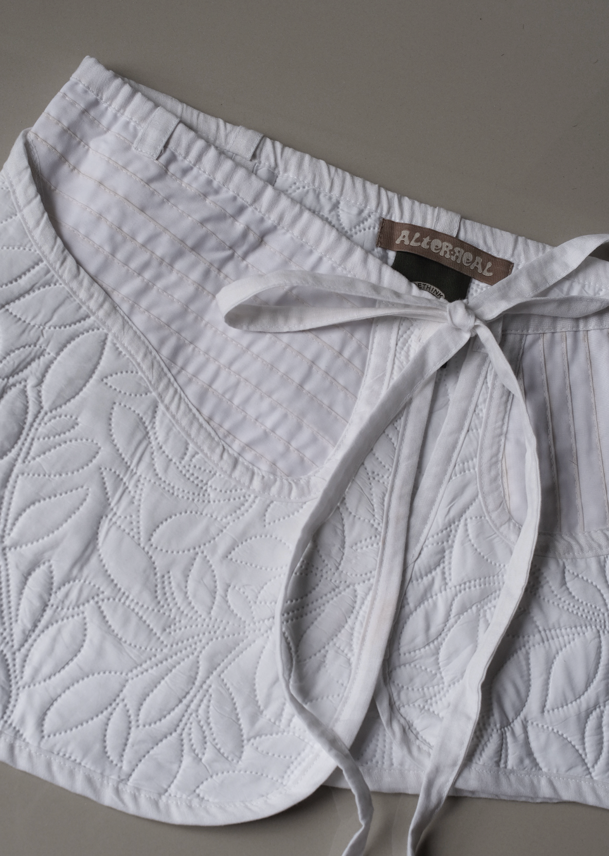 Travel Apron Skirt - White