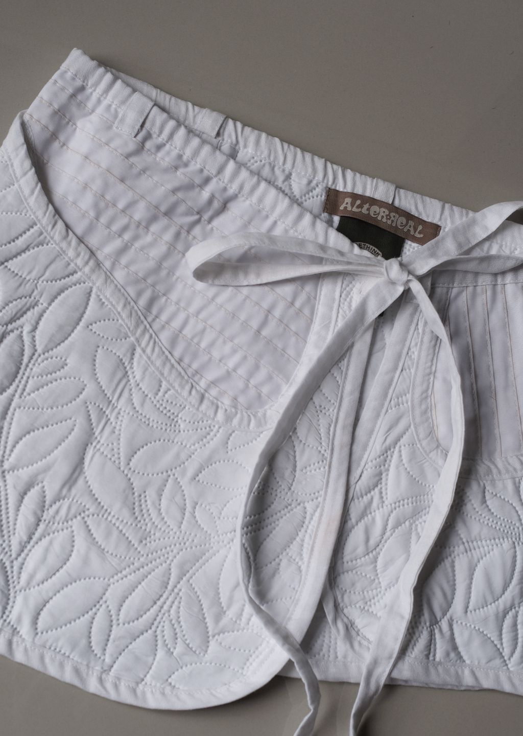 Travel Apron Skirt - White